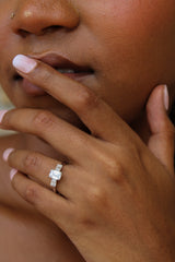 “Emerald Glow” Engagement Ring – 1.02 CT Lab Diamond