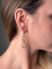 “Infinity Loop” Earrings - 14k Gold
