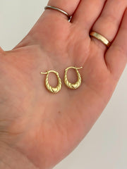 “Petite Heart” Earrings - 14k Gold