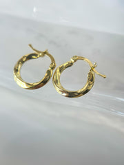 “Petite Twist” Earrings - 14k Gold