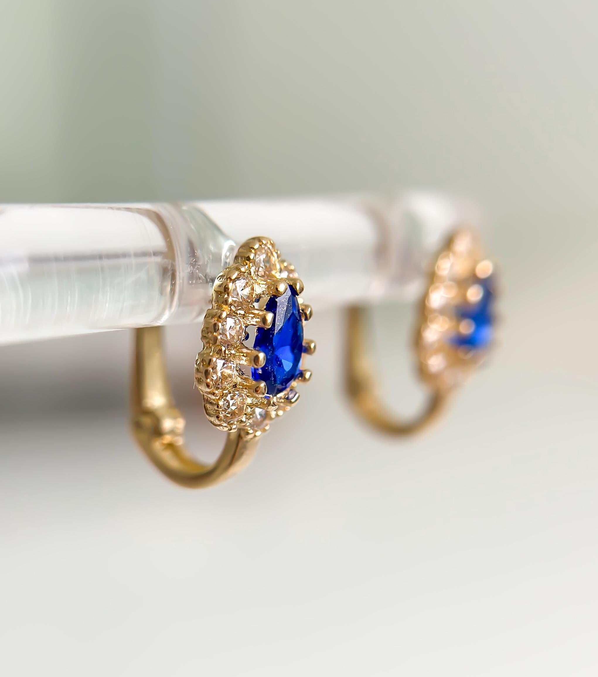 “Iris Spark” Earrings - 14k Gold