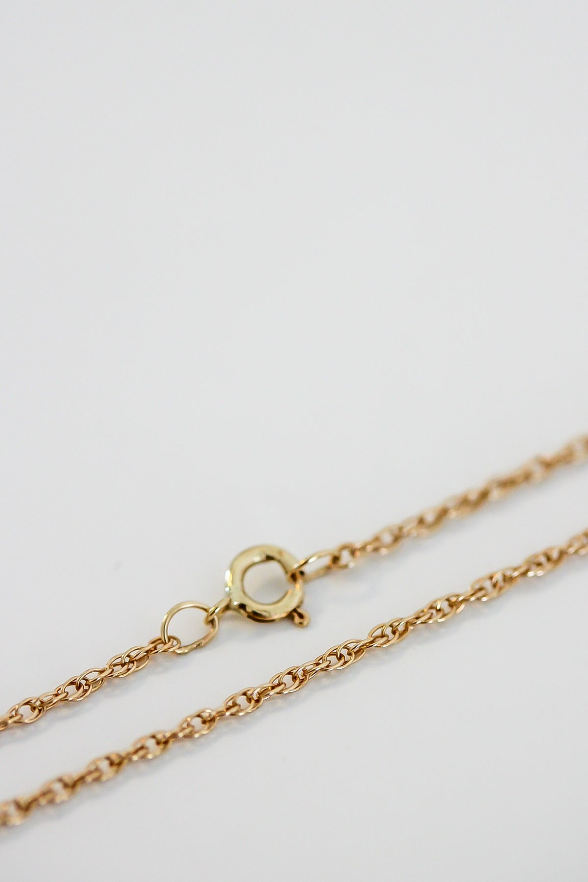 "Singapore Twisted" Chain - 14k Gold