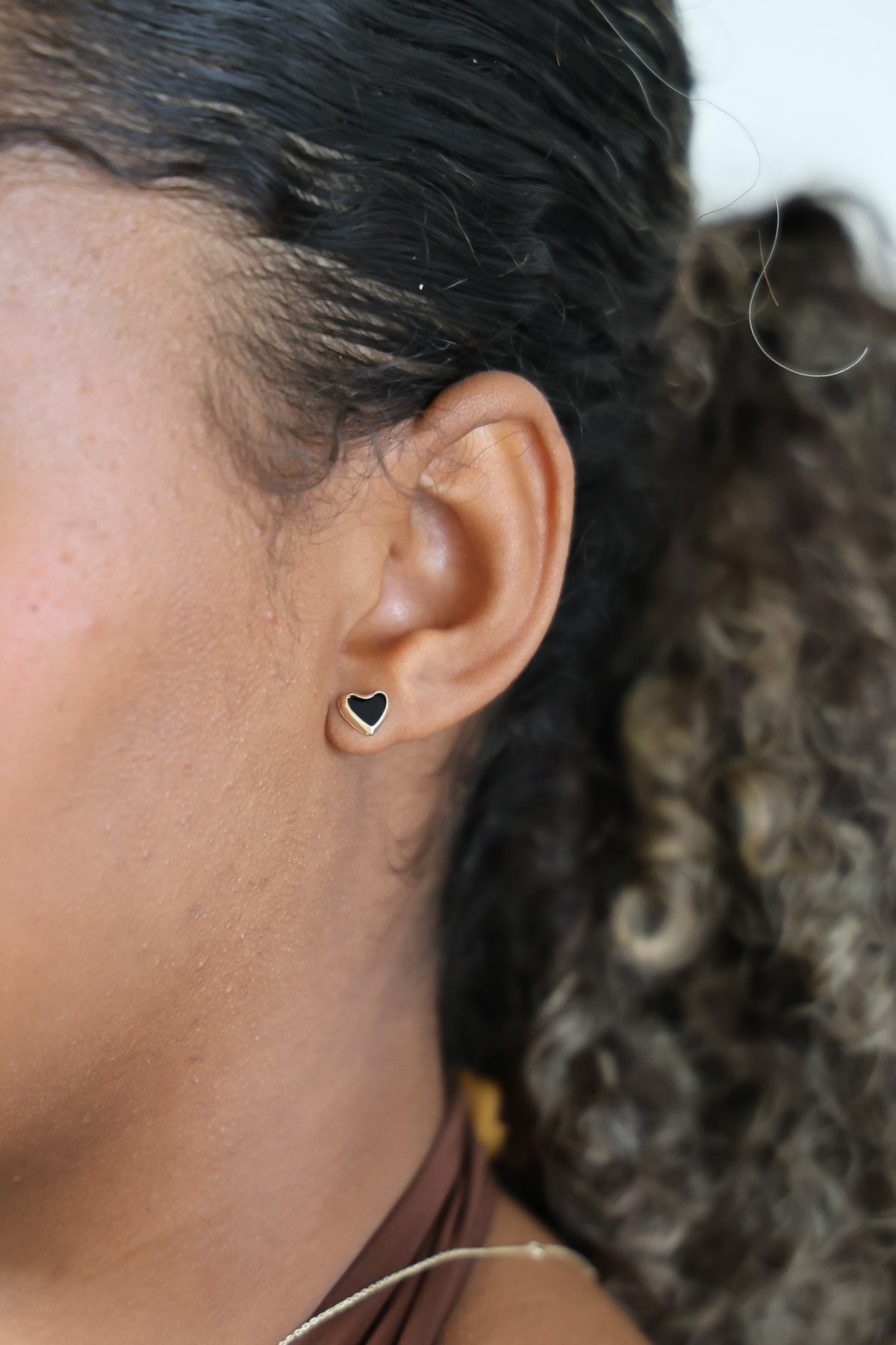 "Black Onyx Heart" Stud Earrings – 14K Gold