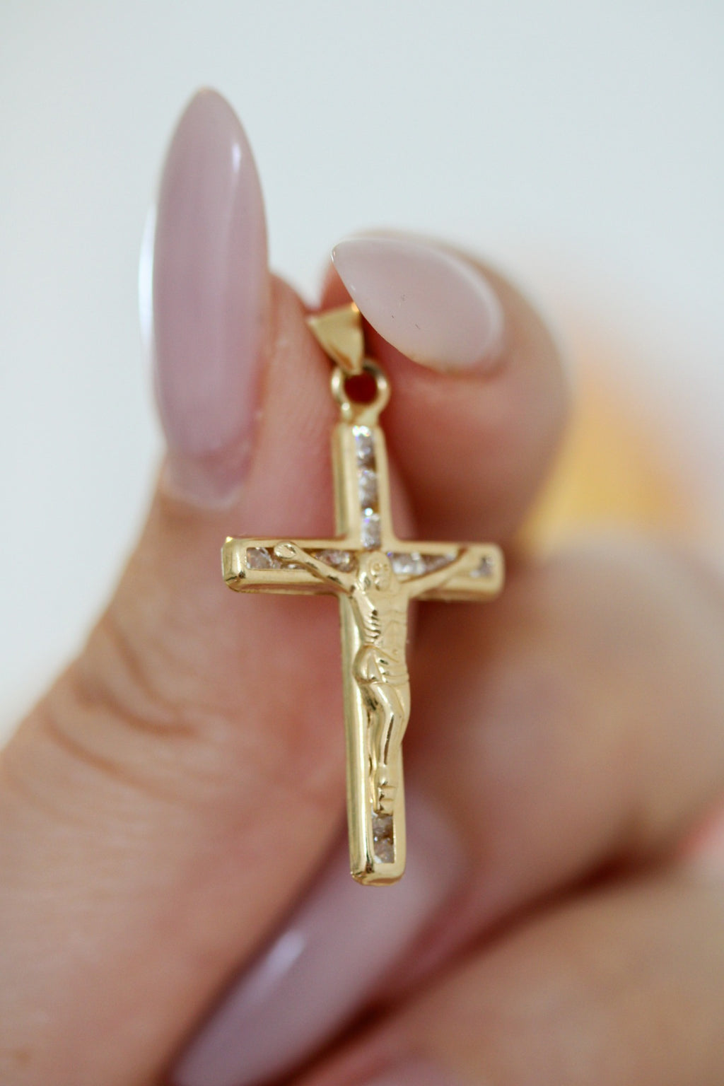"Pavé Cross" Pendant 14k Gold