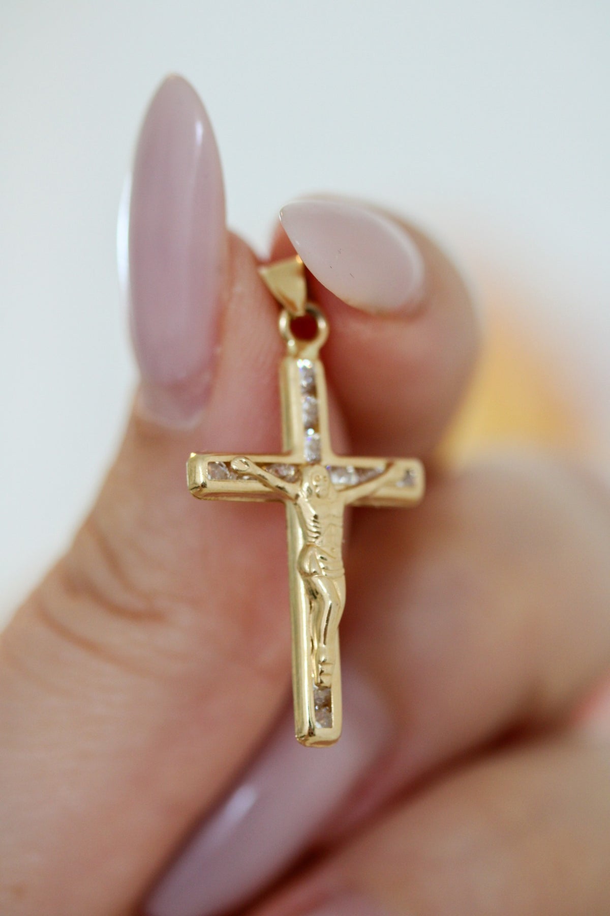 "Pavé Cross" Pendant 14k Gold