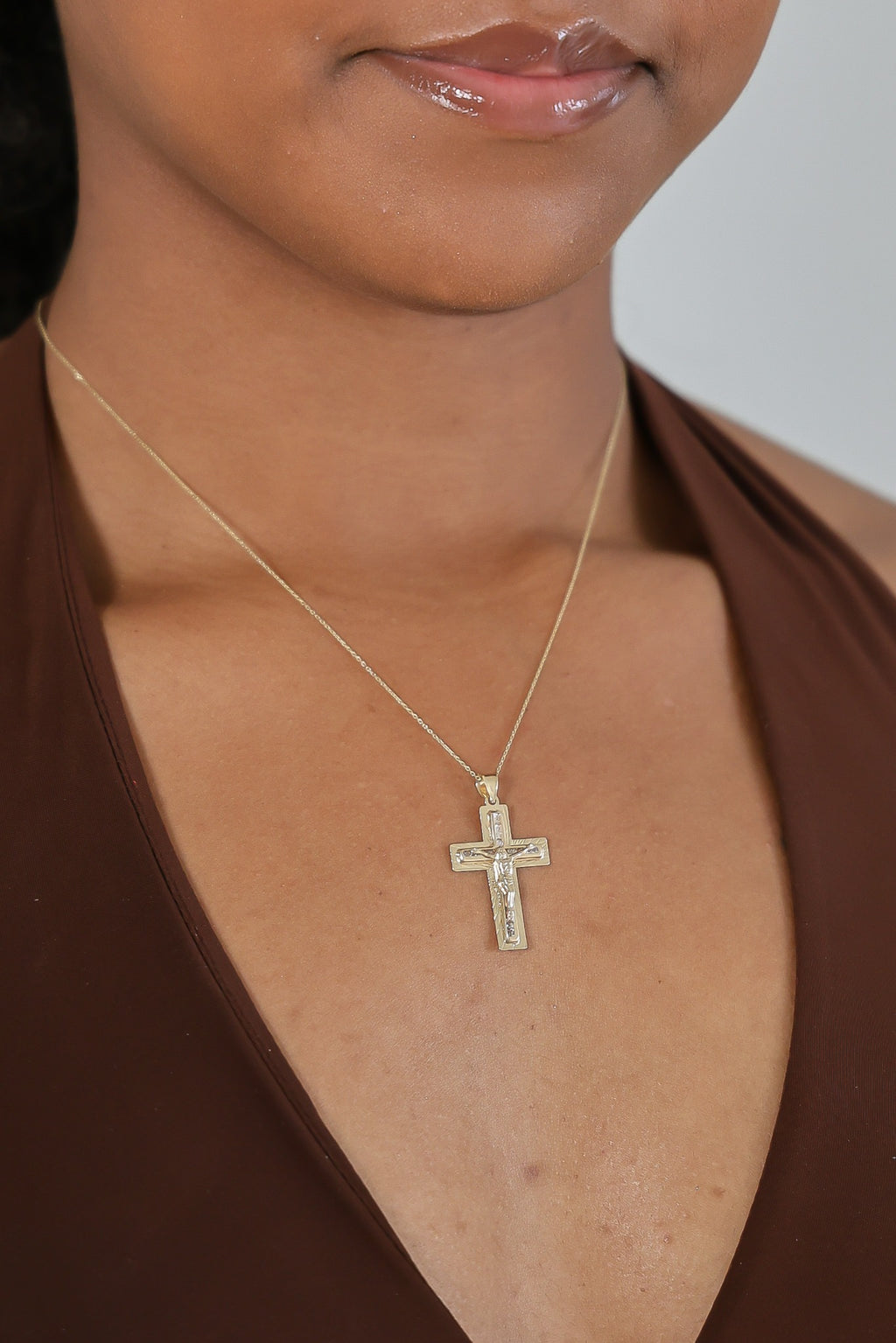 "Pavé Cross" Pendant - 14K Gold