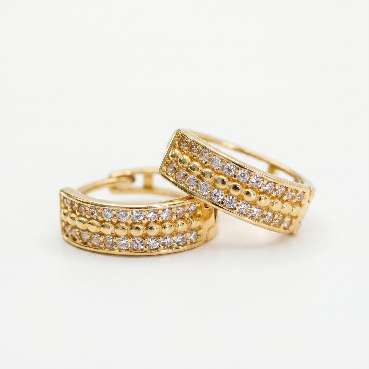 "Square & Round CZ Huggie" Earrings - 14k Gold