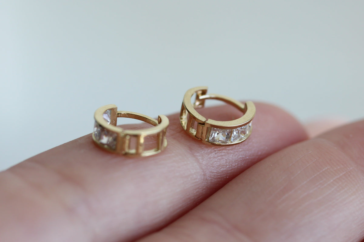 "Pavé Huggie" Earrings - 14k Yellow Gold