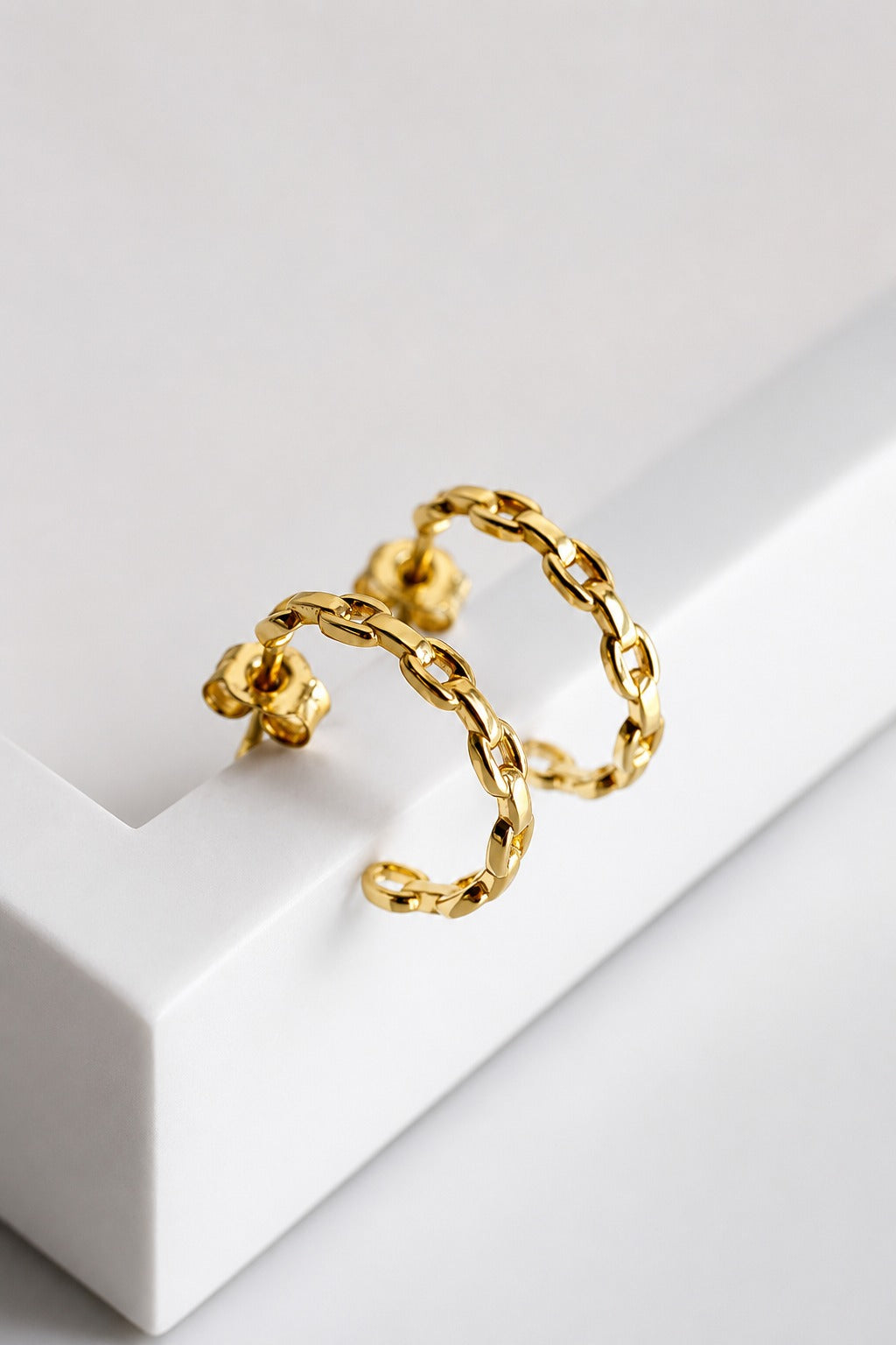 "Oval Chain Link" Hoops - 14k Yellow Gold