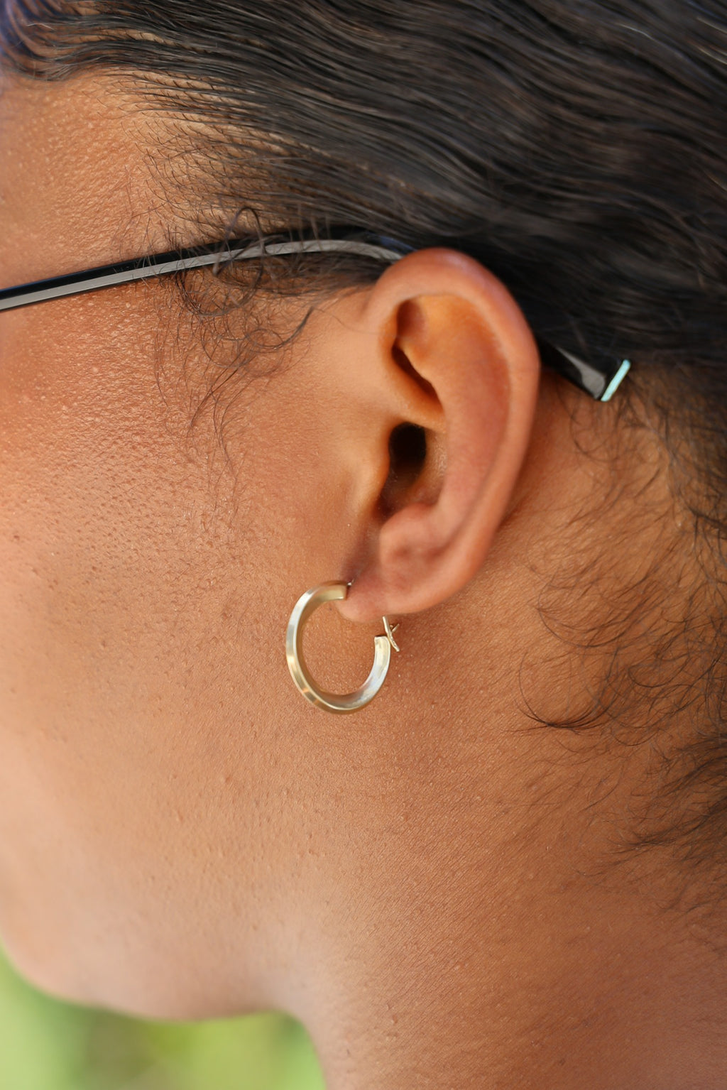 "Polished Circle" Hoop Earrings - 14k Gold