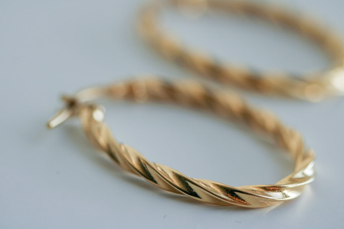 "Barrel Twist" Hoop Earrings - 14k Yellow Gold
