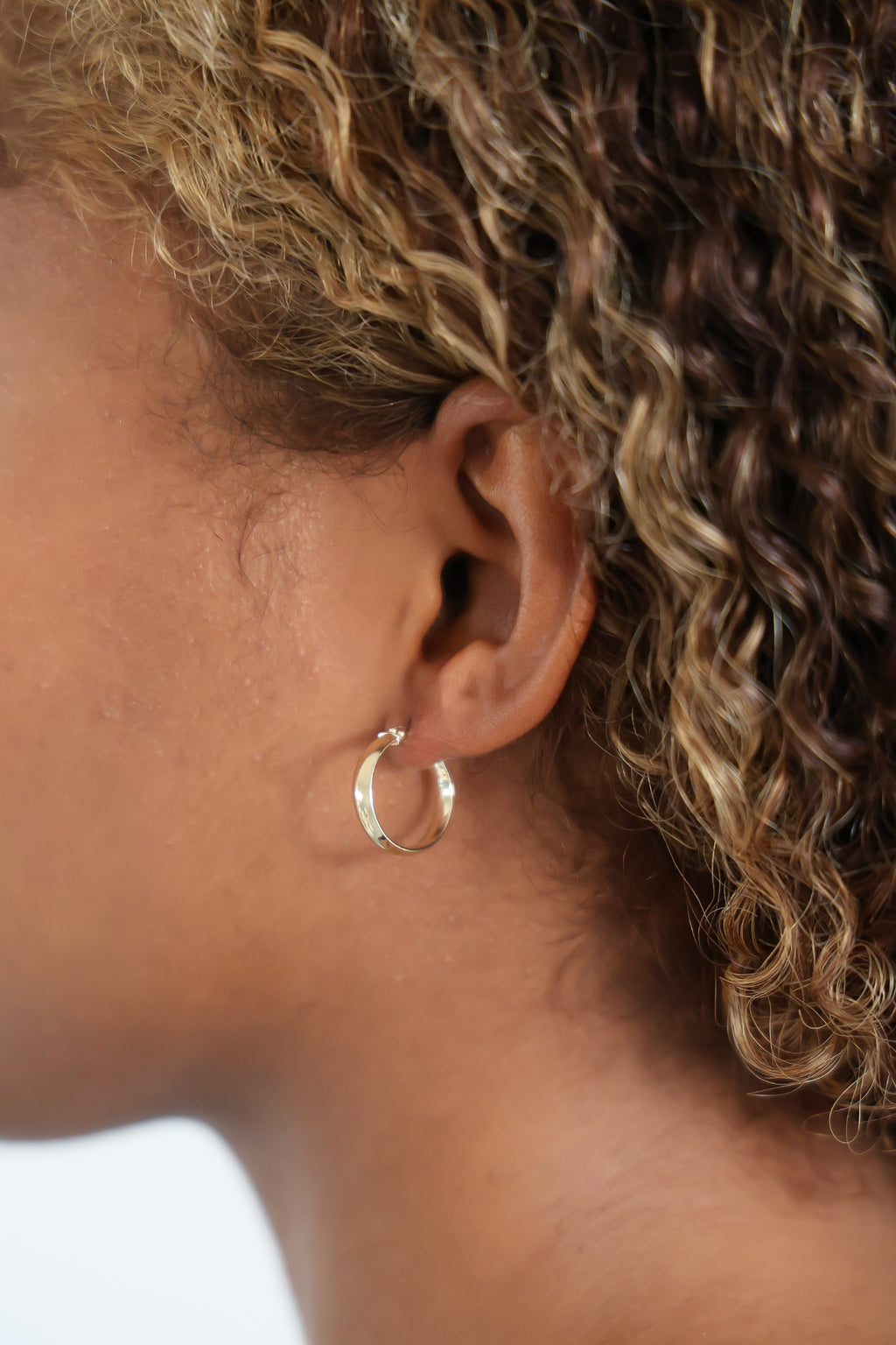 "High-Polish Tube" Hoop Earrings - 10k Solid Gold