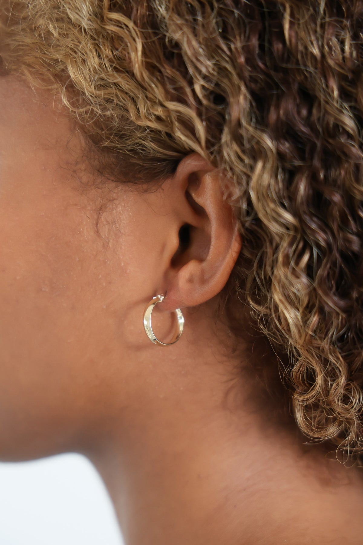 "High-Polish Tube" Hoop Earrings - 10k Solid Gold