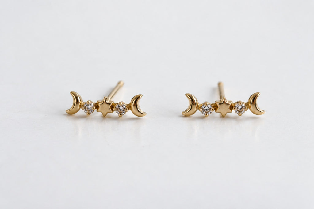 "Crescent Moon CZ" Earring - Yellow Gold