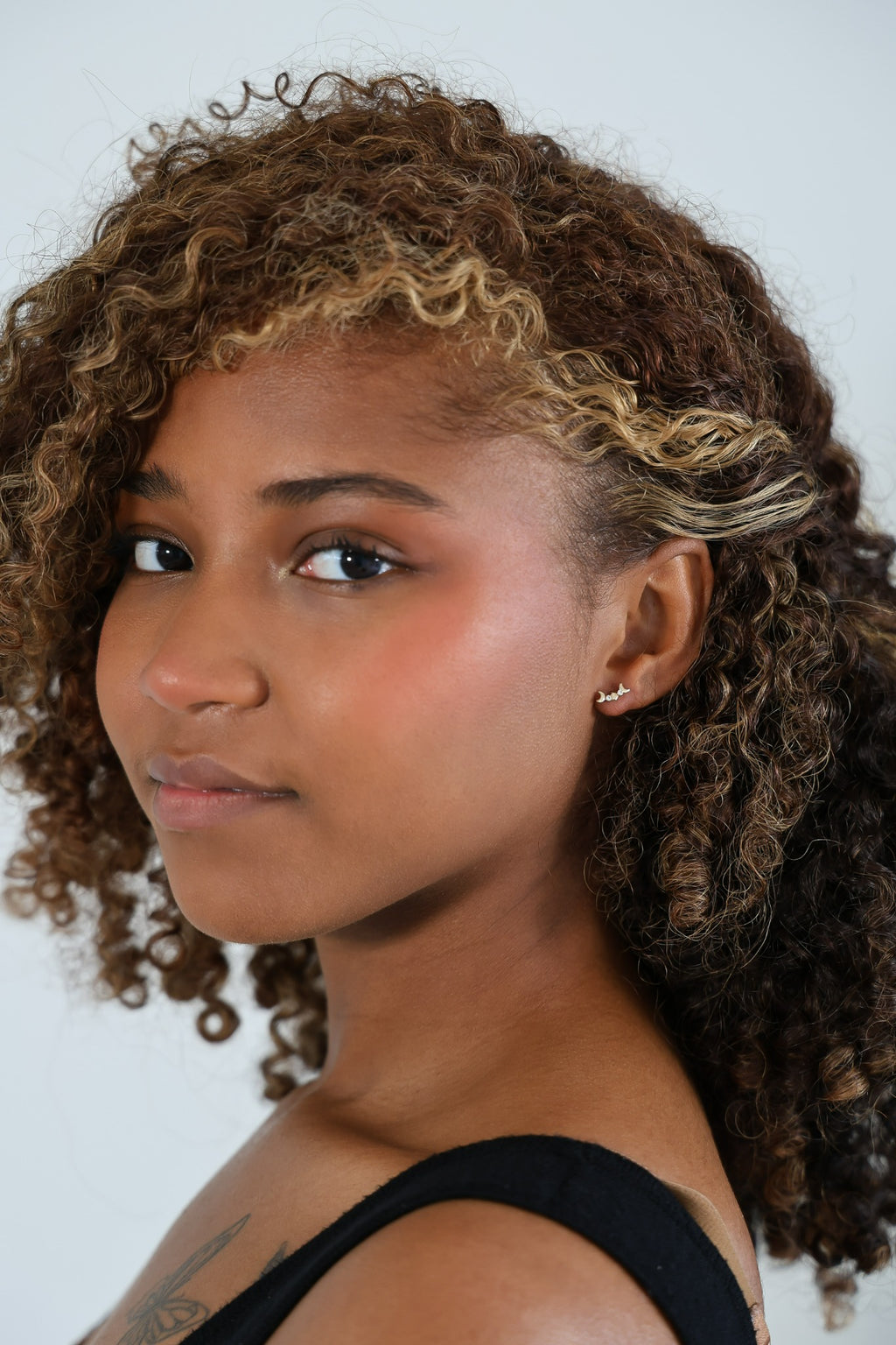 "Crescent Moon CZ" Earring - Yellow Gold