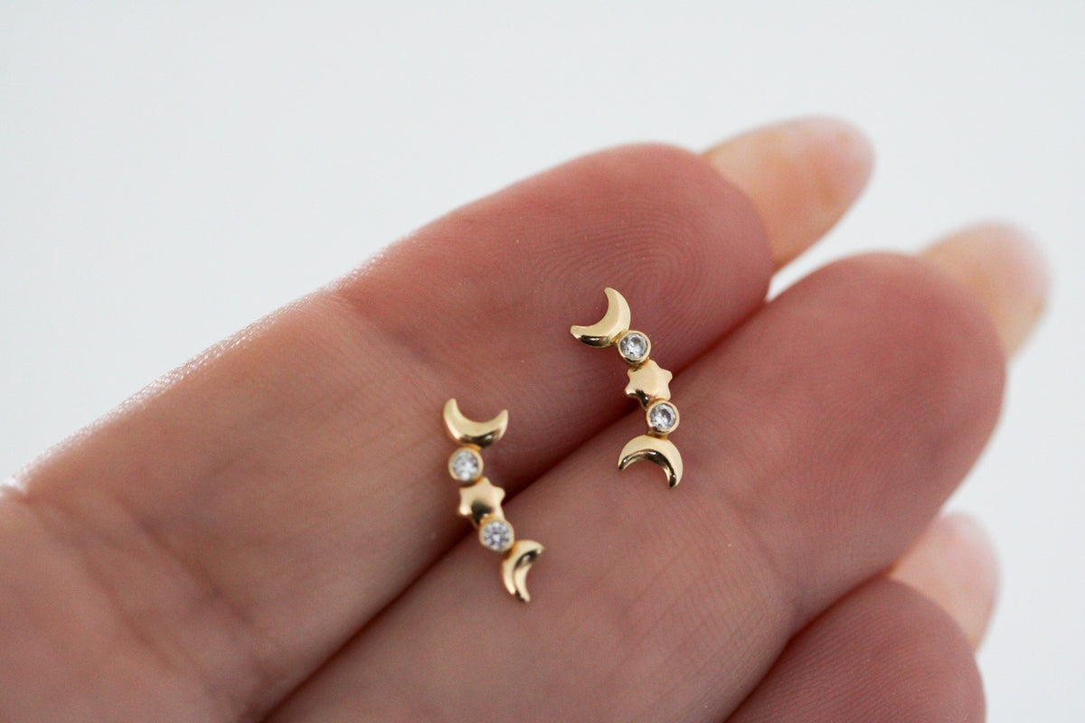 "Crescent Moon CZ" Earring - Yellow Gold