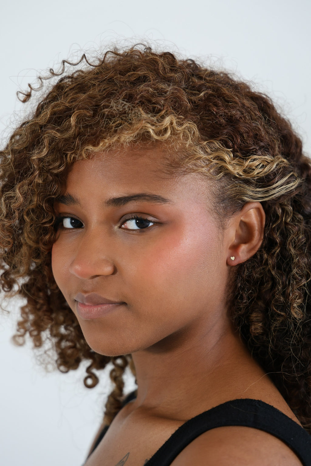 "Flat Heart" Piercing Stud - 14k Solid Gold
