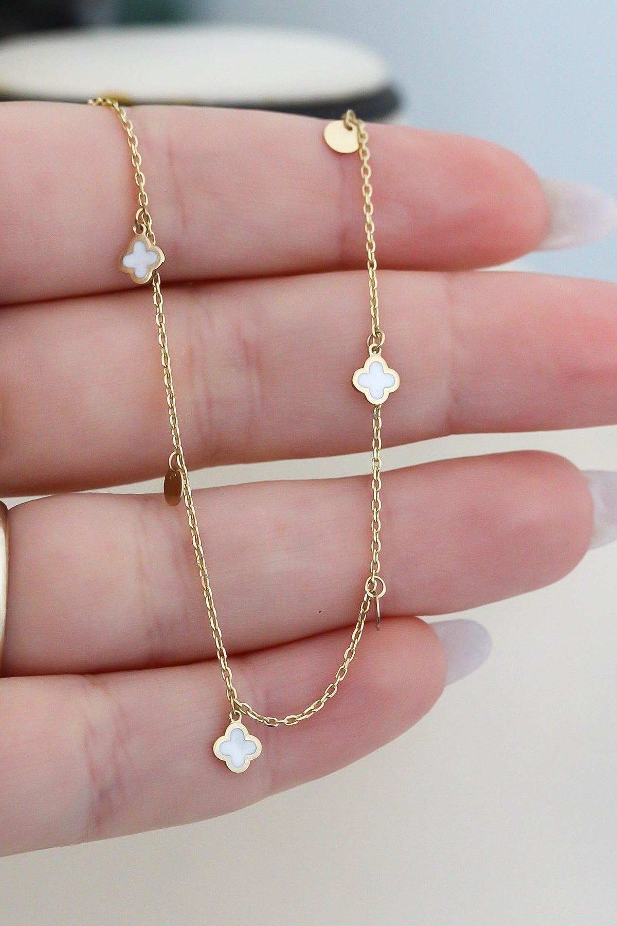 "White Clover Enamel" Necklace - 14k Yellow Gold