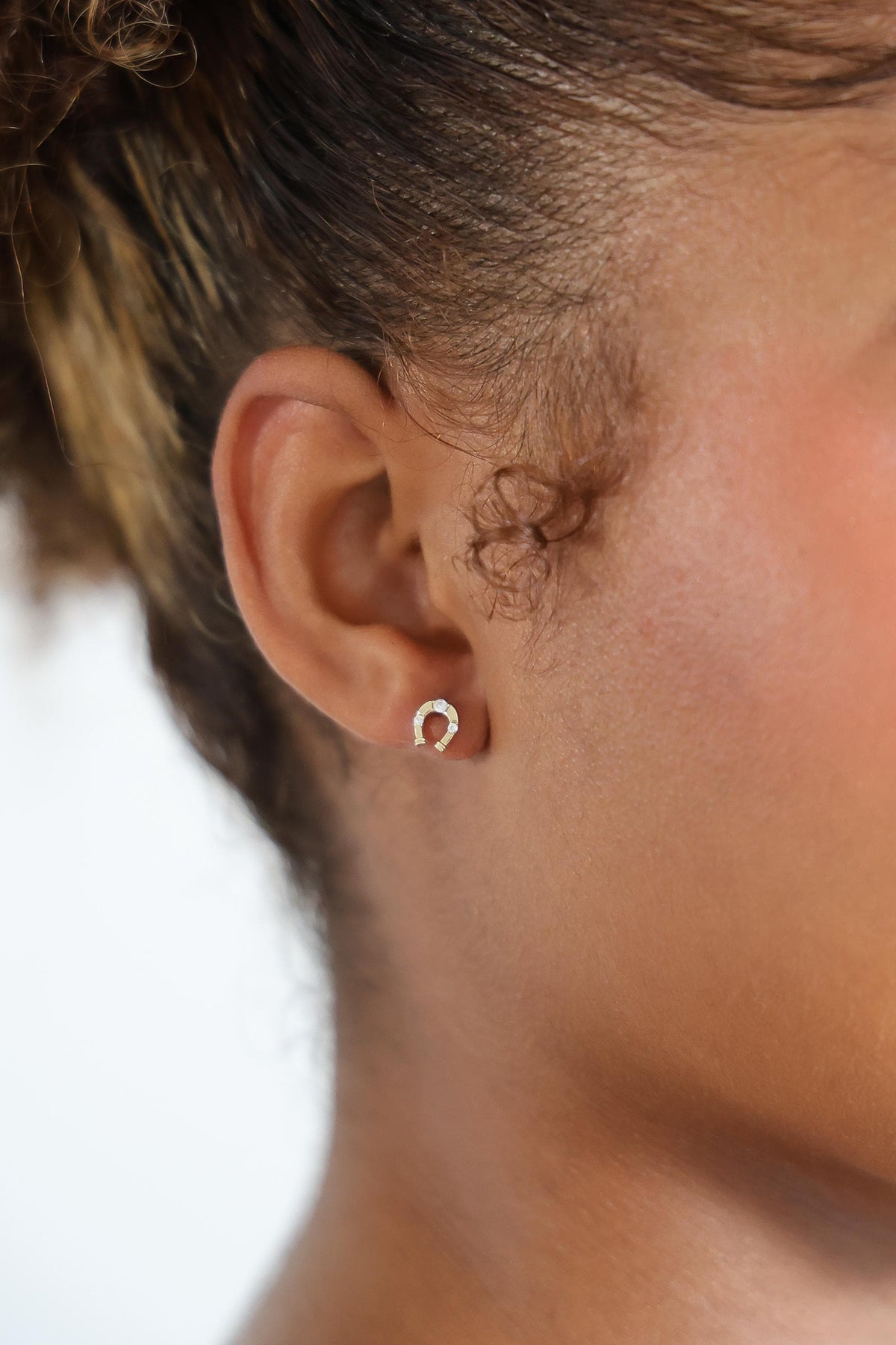 "Horseshoe CZ" Piercing Earring - 14k Yellow Gold
