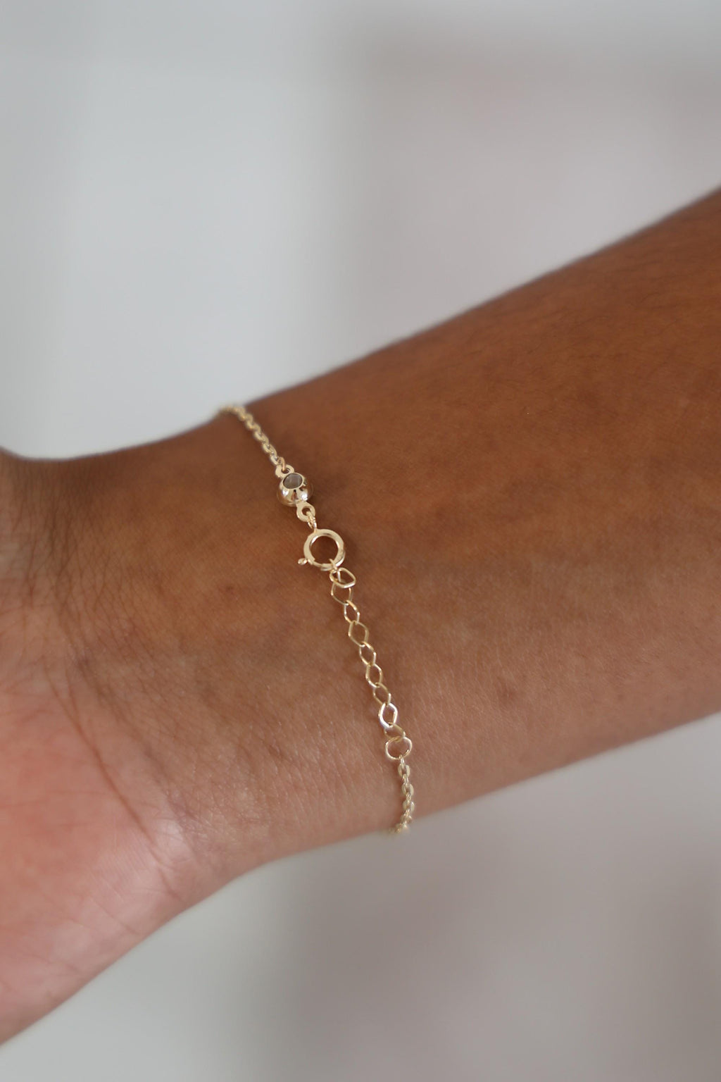 "Clover Flower" Hand Chain - 14k Yellow Gold