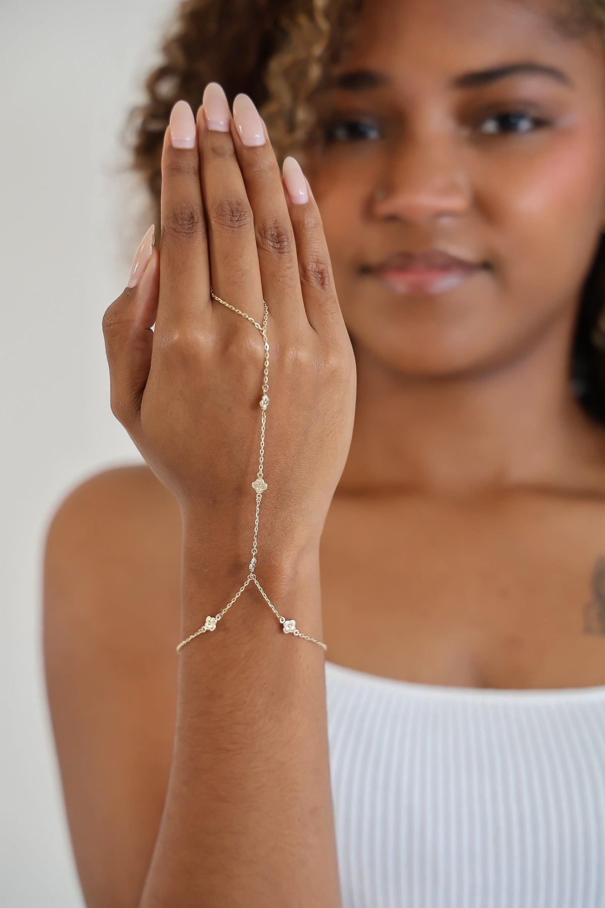 "Clover Flower" Hand Chain - 14k Yellow Gold