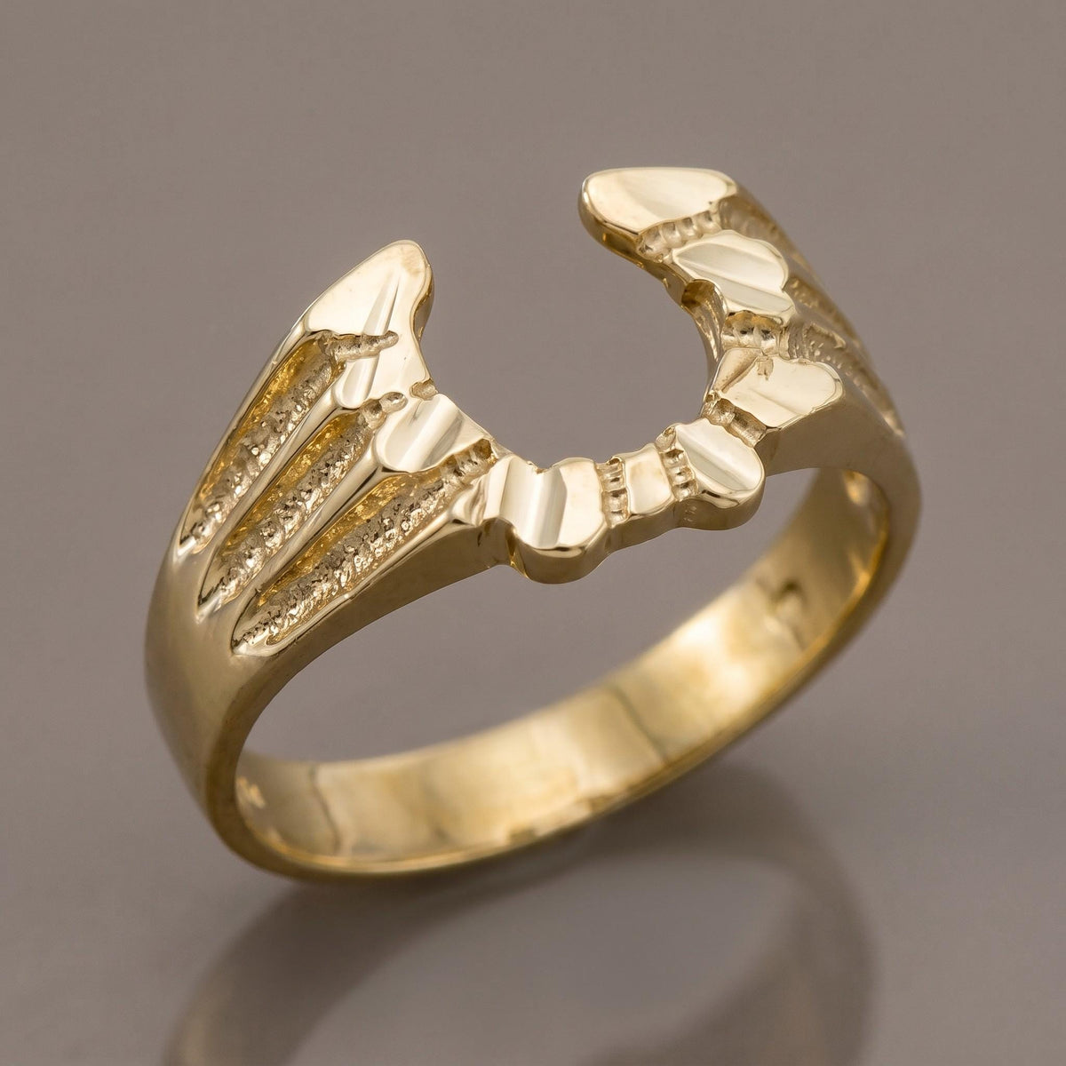 "Horseshoe" Ring - 10k Yellow Gold