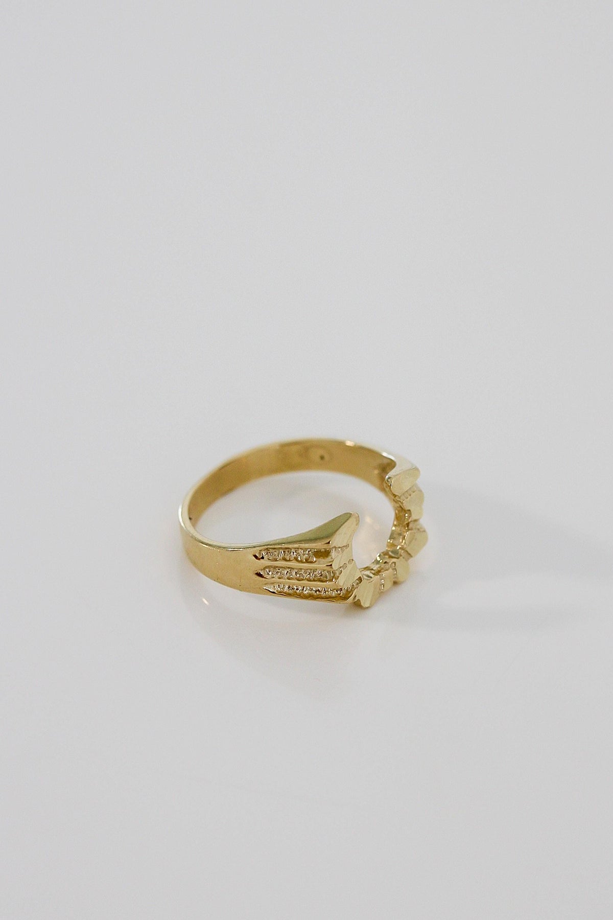 "Horseshoe" Ring - 10k Yellow Gold