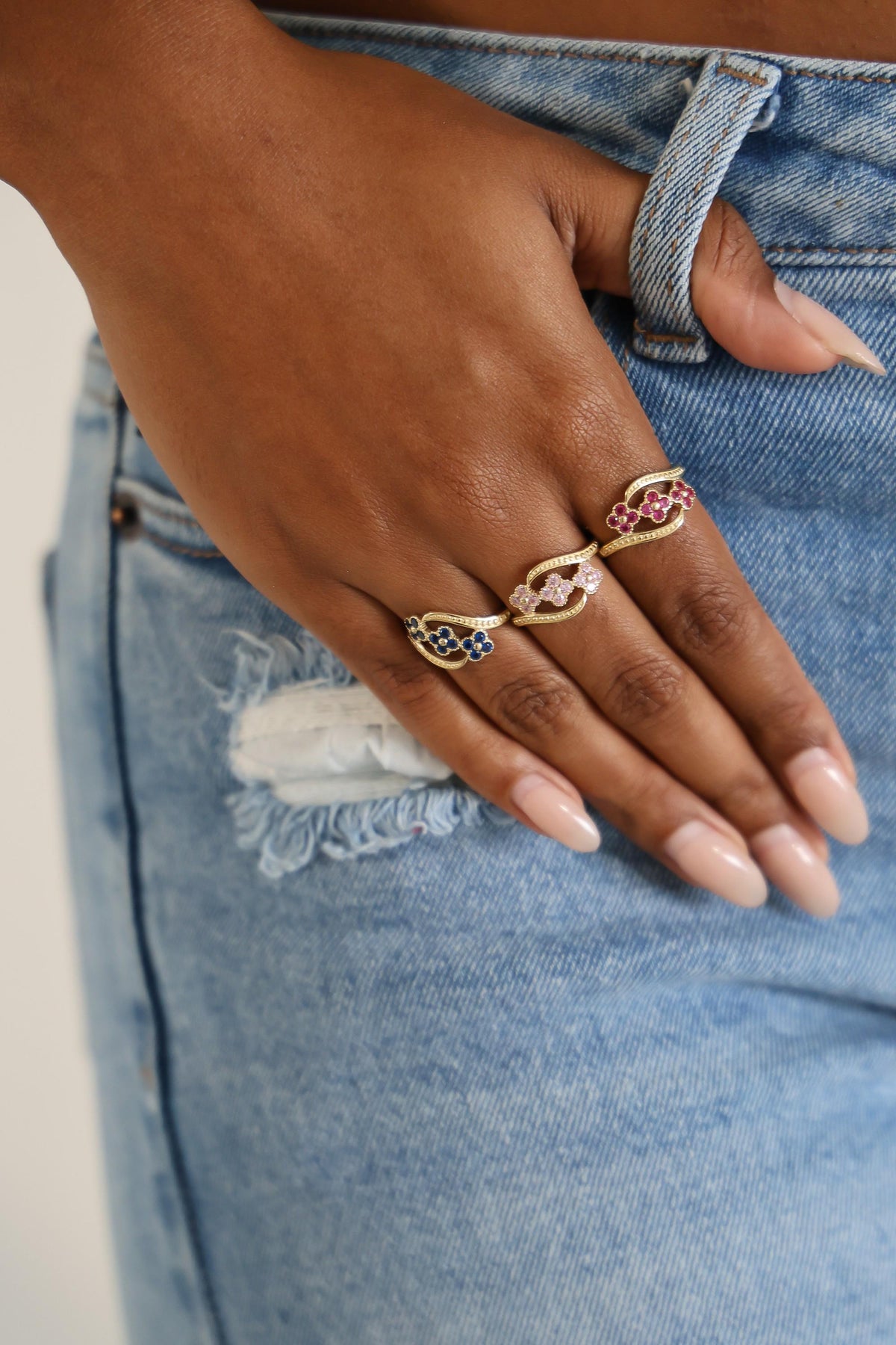 "CZ Flower" Ring - 10k Solid Yellow Gold