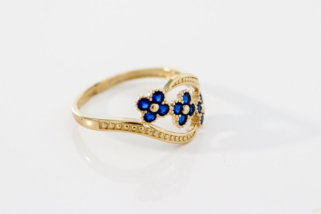 "CZ Flower" Ring - 10k Solid Yellow Gold