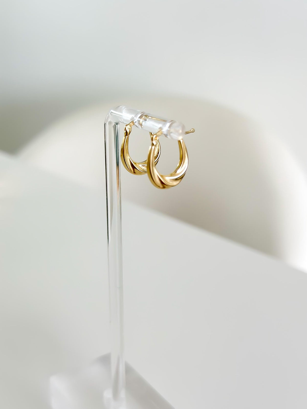 “Twisted Oval Hoops” – 10k or 14k Solid Gold