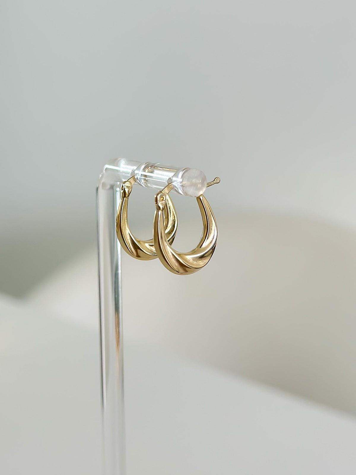 “Twisted Oval Hoops” – 10k or 14k Solid Gold