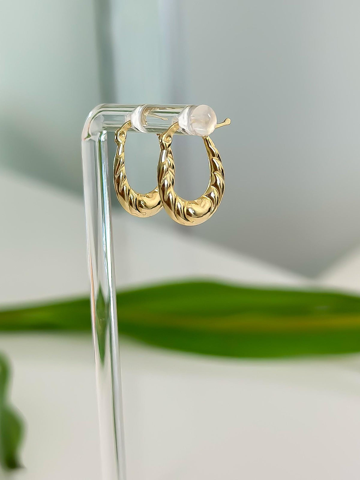 “Petite Heart” Earrings - 14k Gold