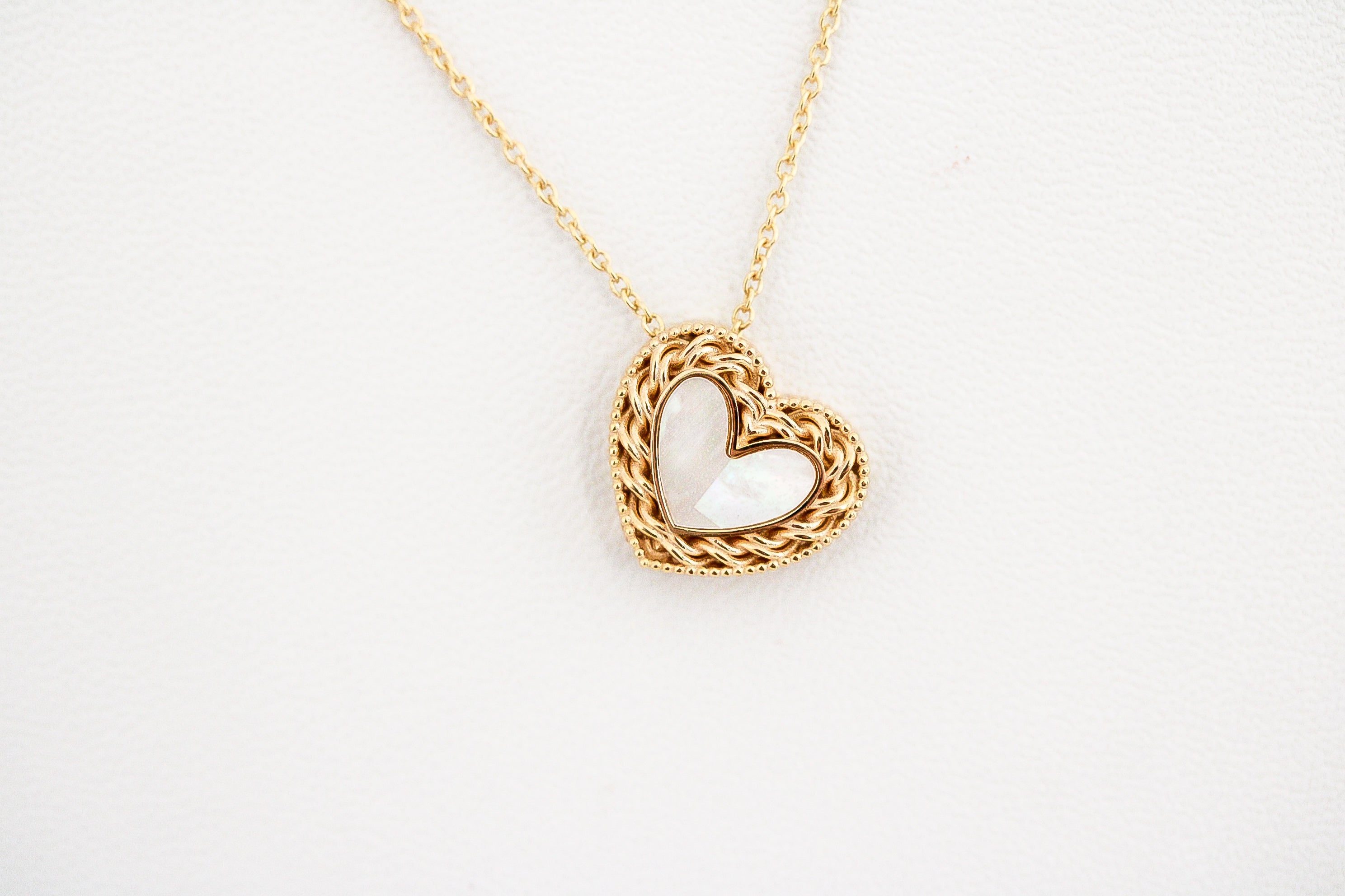 “Pearl Heart” Necklace – 14k Solid Gold