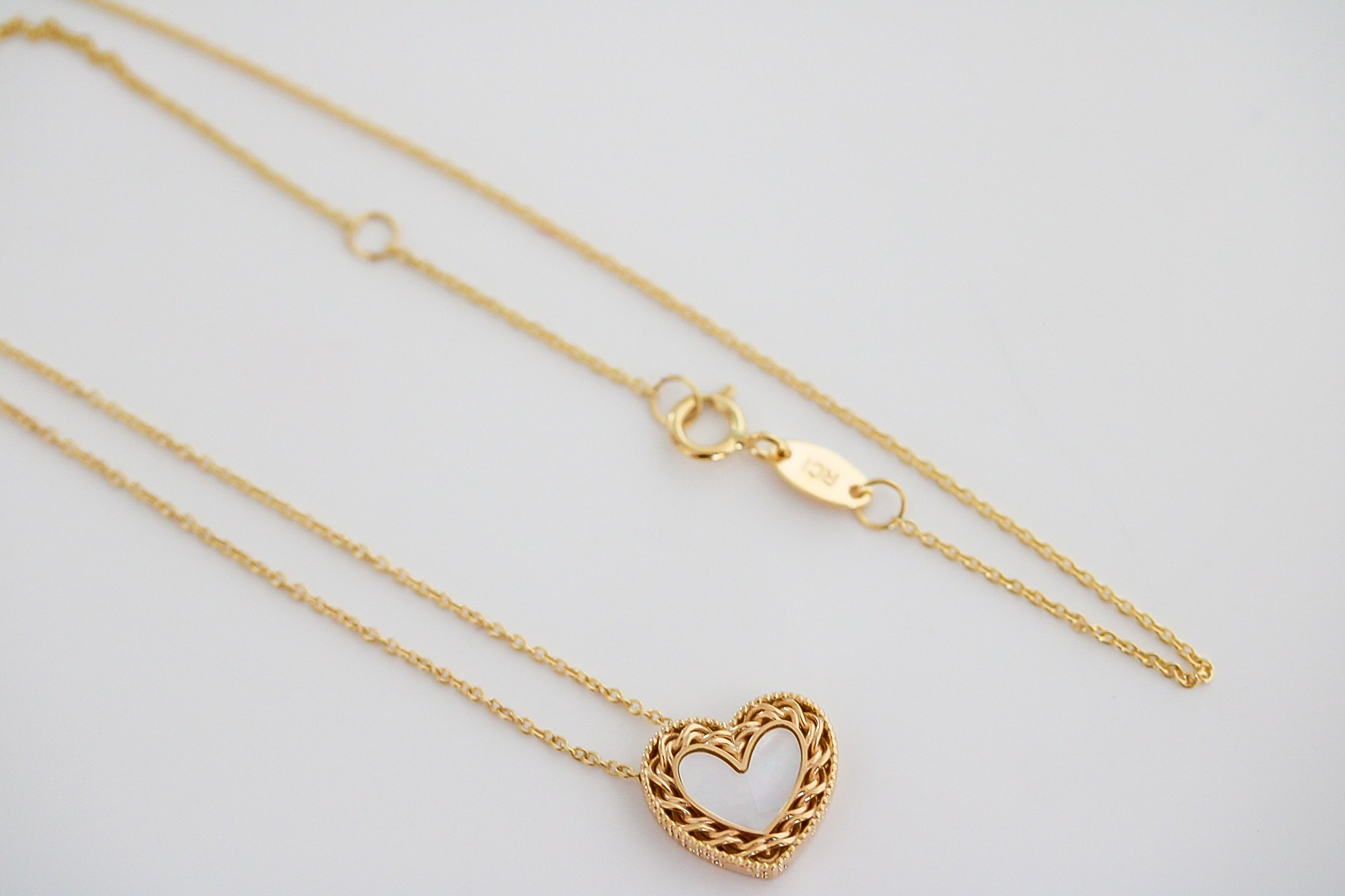 “Pearl Heart” Necklace – 14k Solid Gold