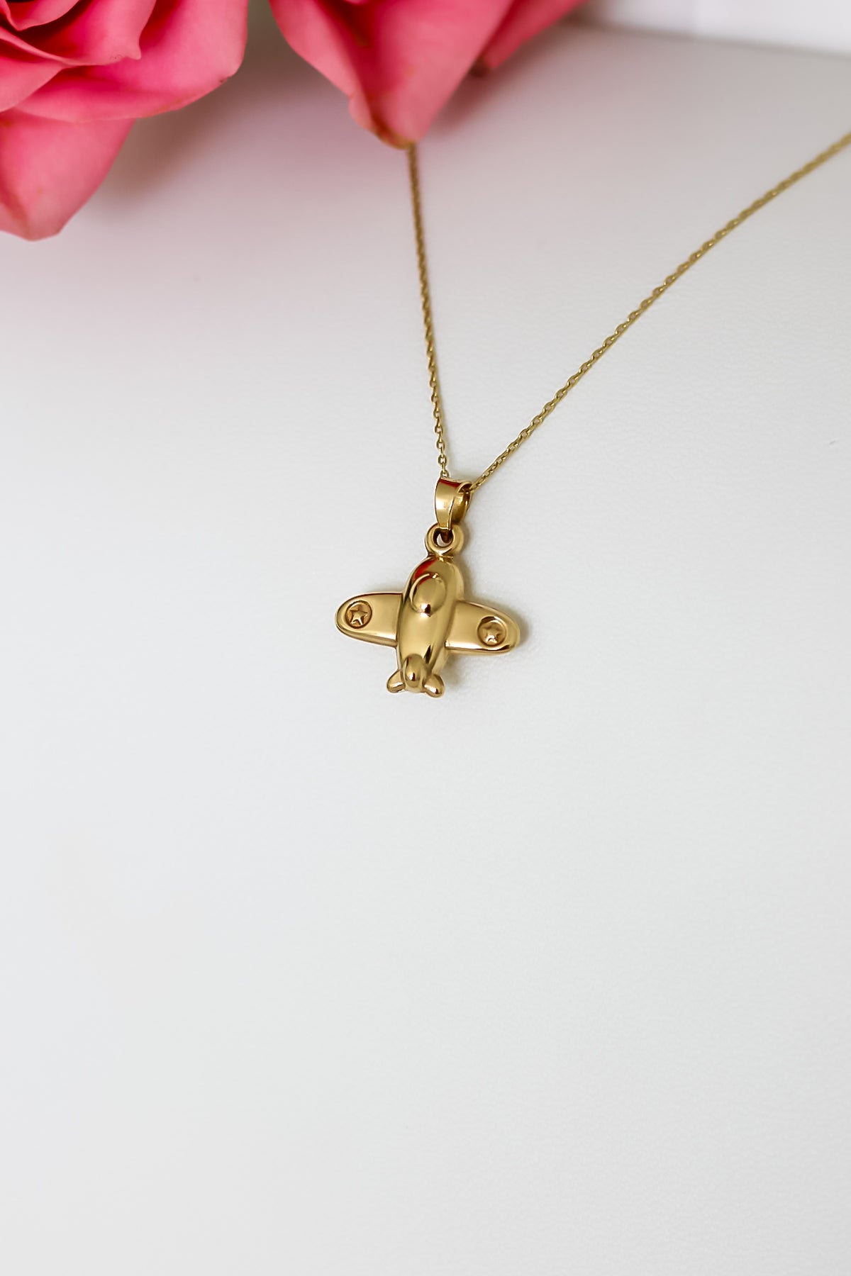 “Travel Lover” Pendant – 14k Solid Gold