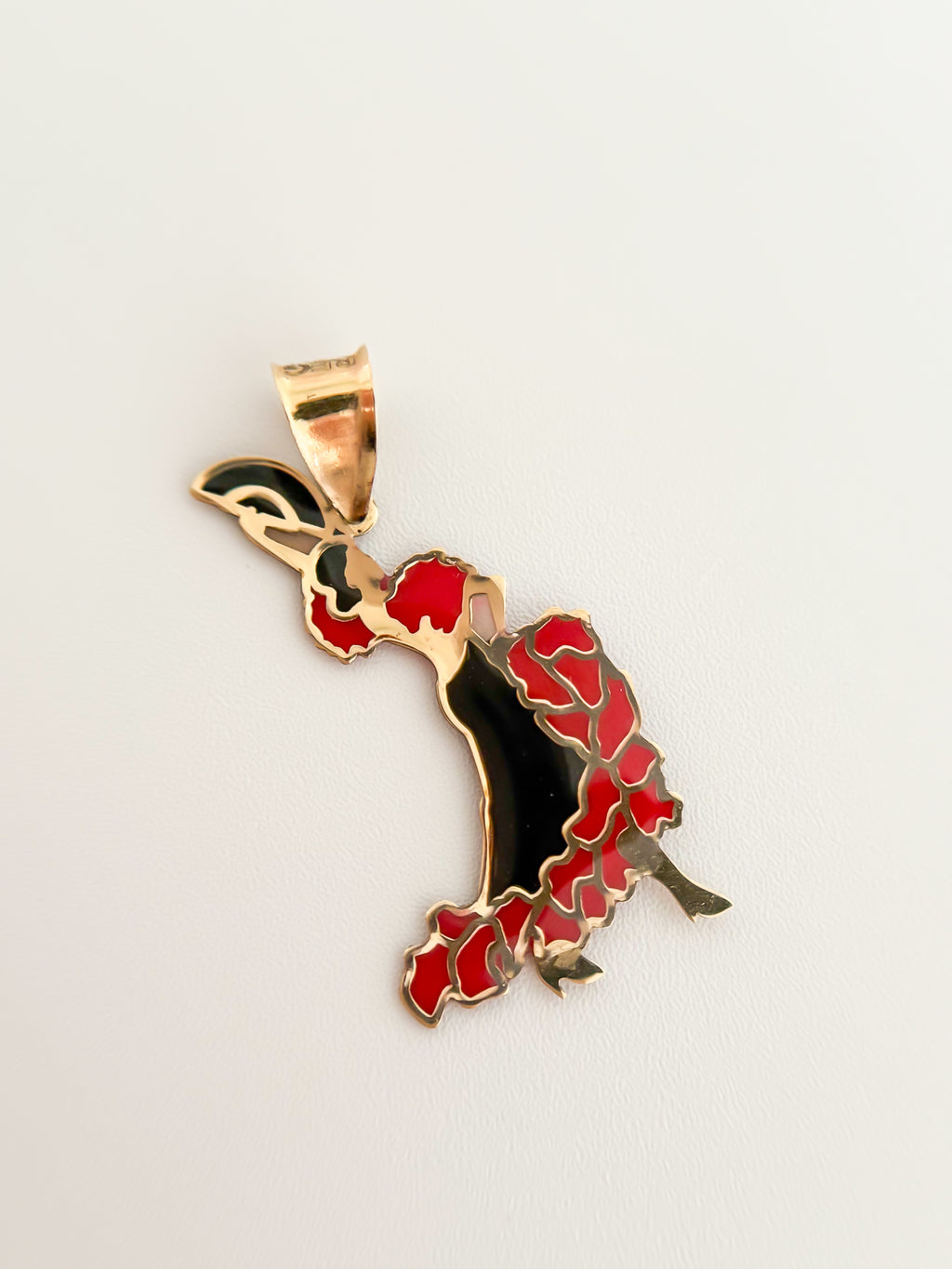 “Rhythm & Grace” Pendant – 14k Solid Gold