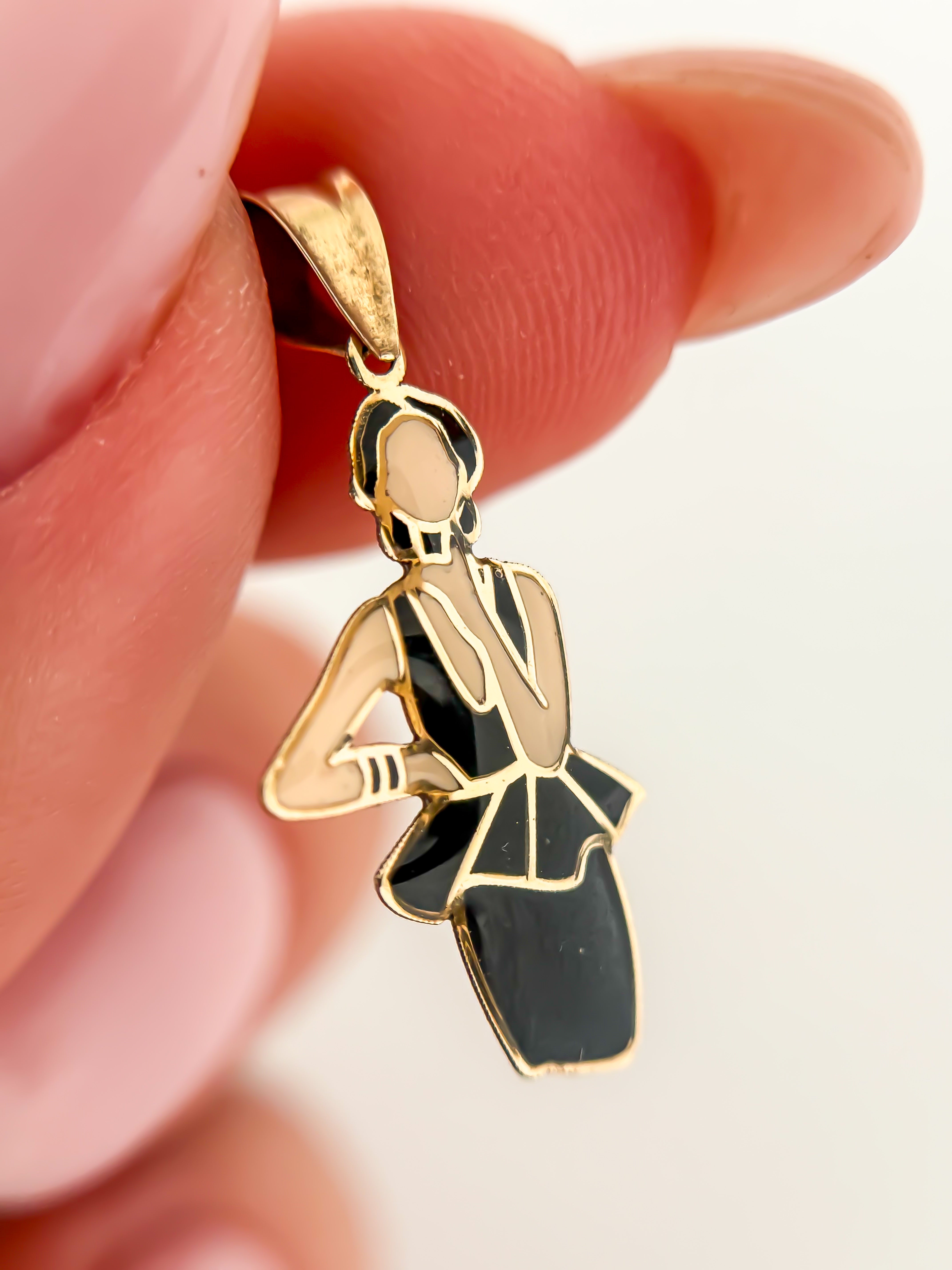 “Golden Muse” Pendant – 14k Solid Gold