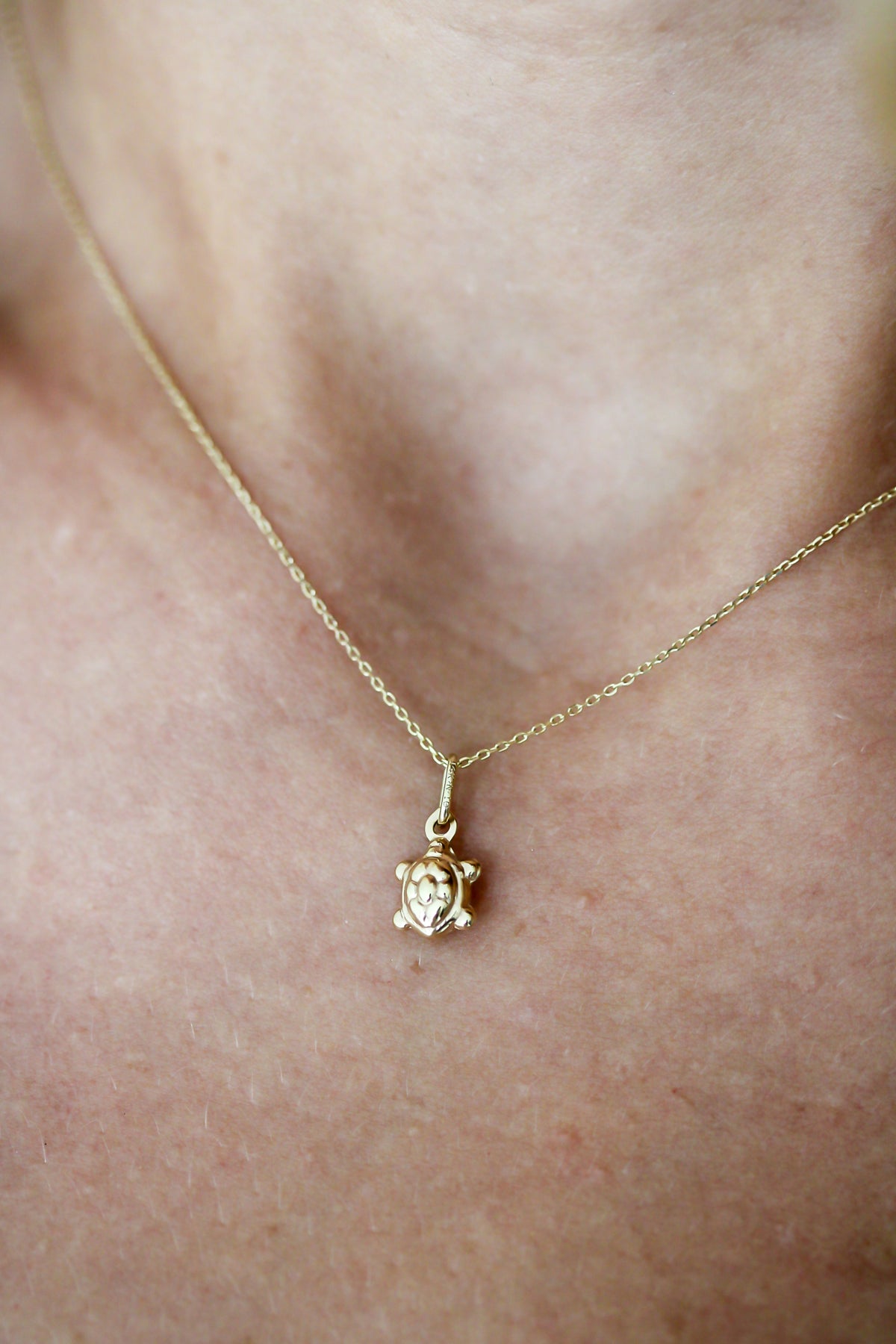 Mini Turtle Pendant-14k Solid gold