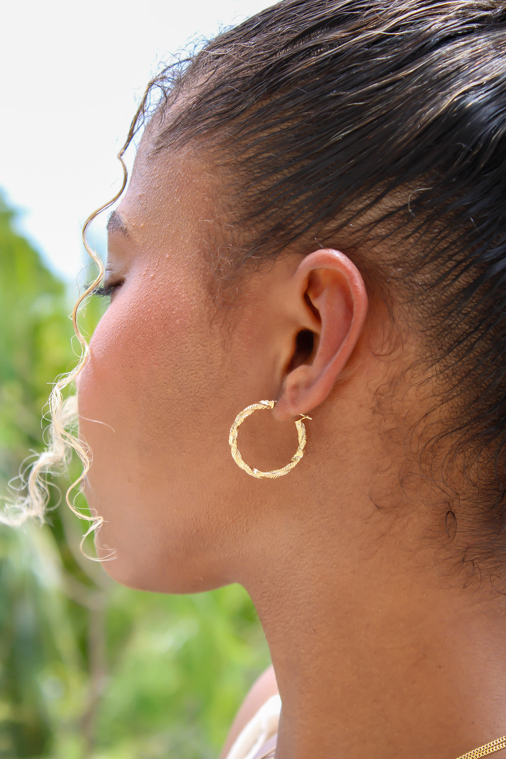 "Twisted Hoops – 10k Gold"