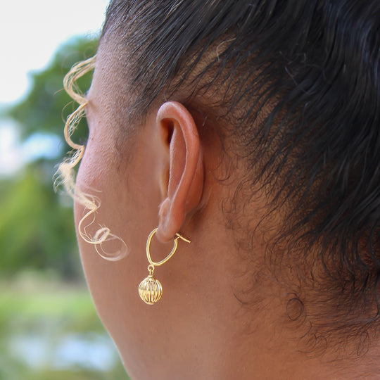 Timeless Dangle Ball Earrings – 10k Gold