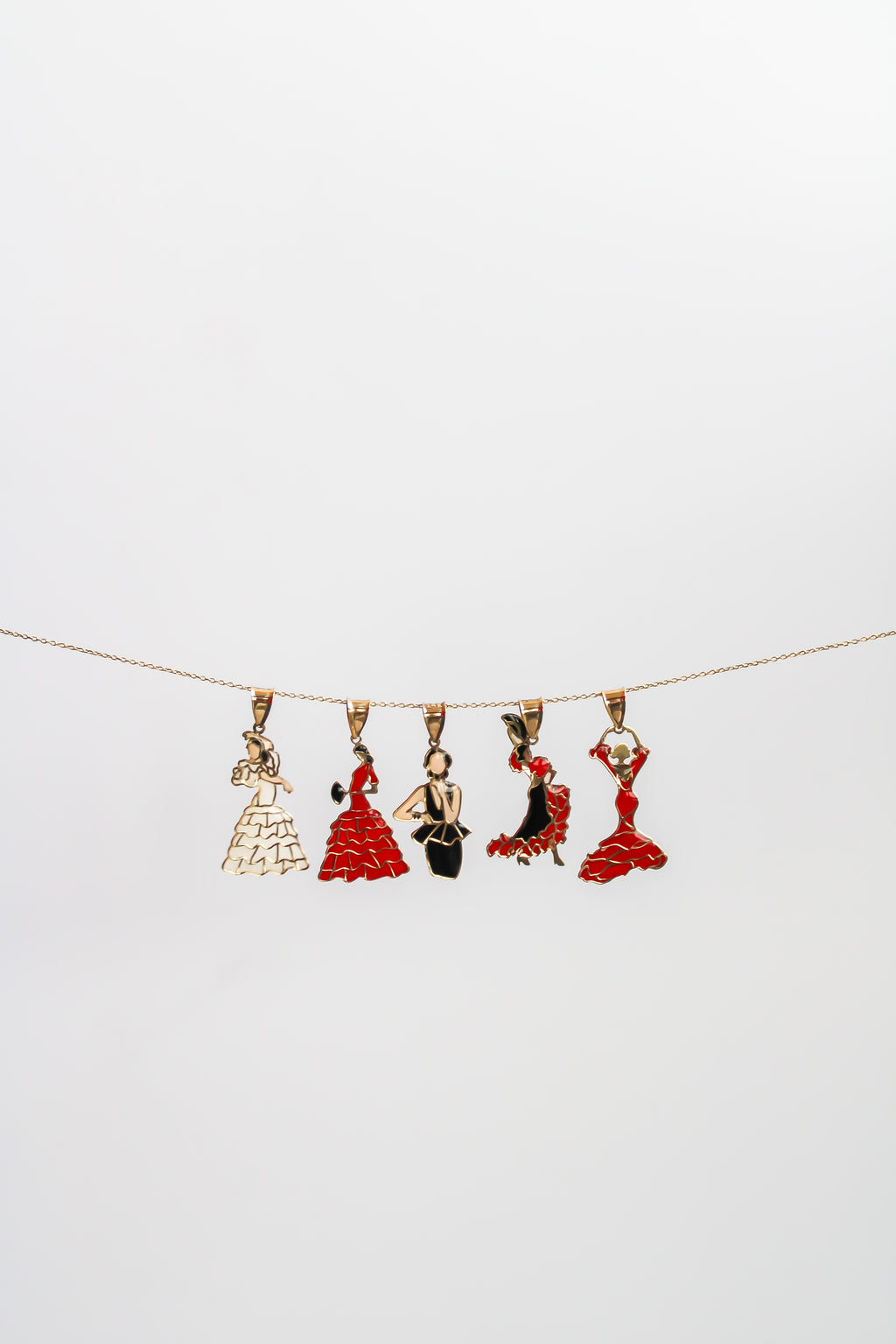 “Golden Muse” Pendant – 14k Solid Gold