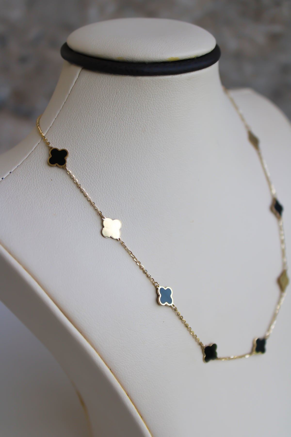 “Lucky Duo” Clover Necklace – 14k Solid Gold