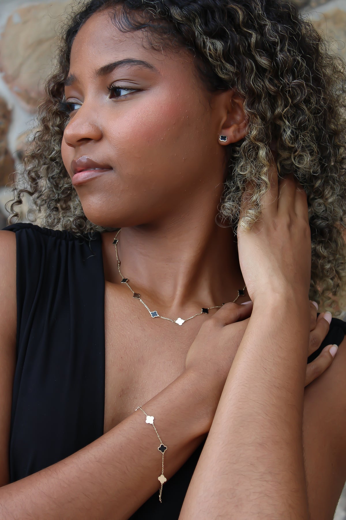 “Lucky Duo” Clover Necklace – 14k Solid Gold