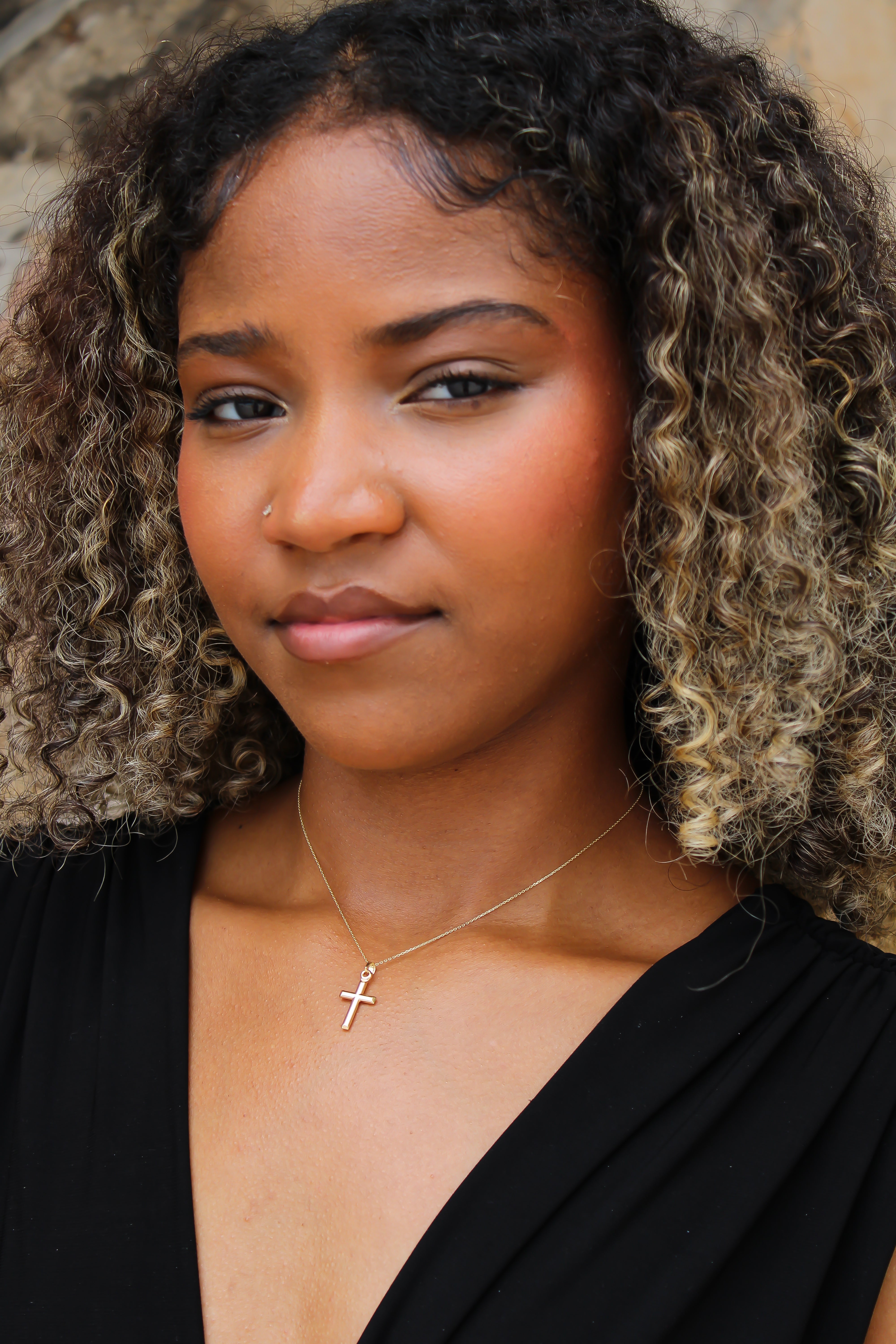 “Diamond-Cut Cross” Pendant – 14k Solid Gold