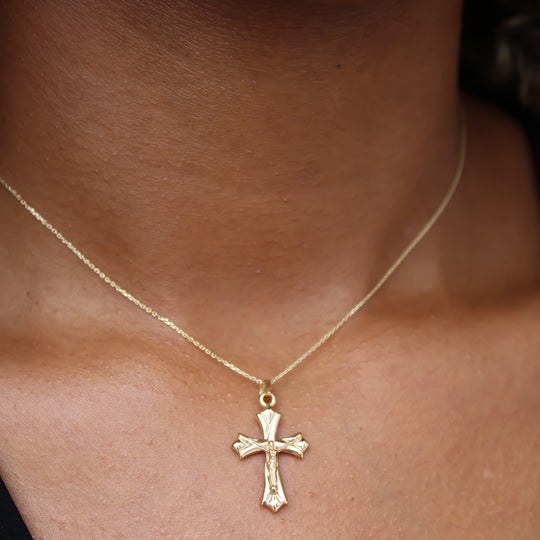“Protective Cross” Pendant – 10k Solid Gold