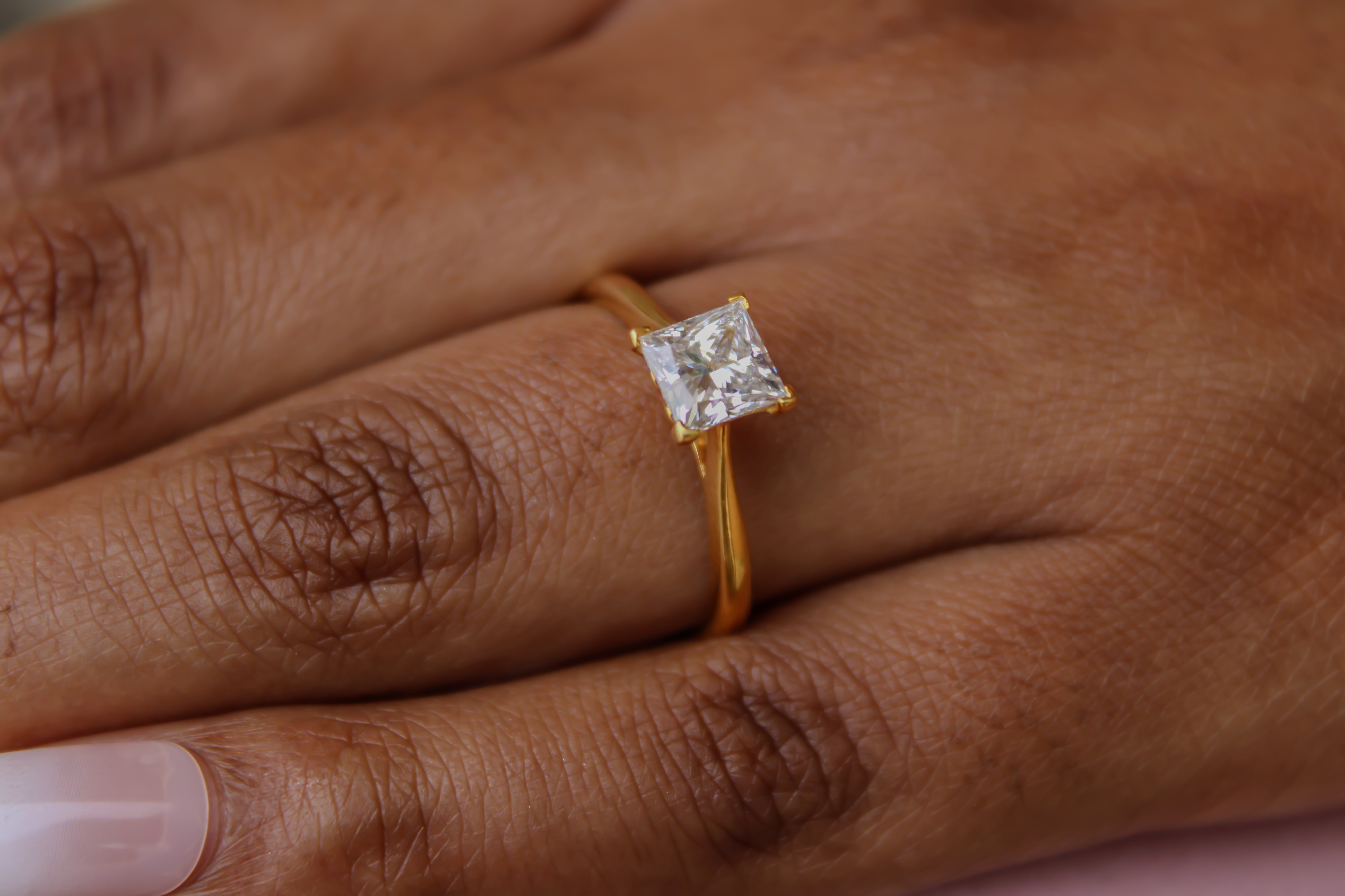 “Princessa Luxe” Engagement Ring – 1 CT or 2 CT Lab Diamond