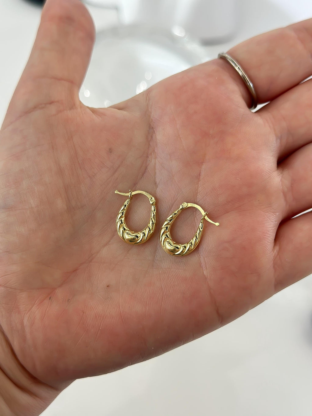 “Petite Heart” Earrings - 14k Gold