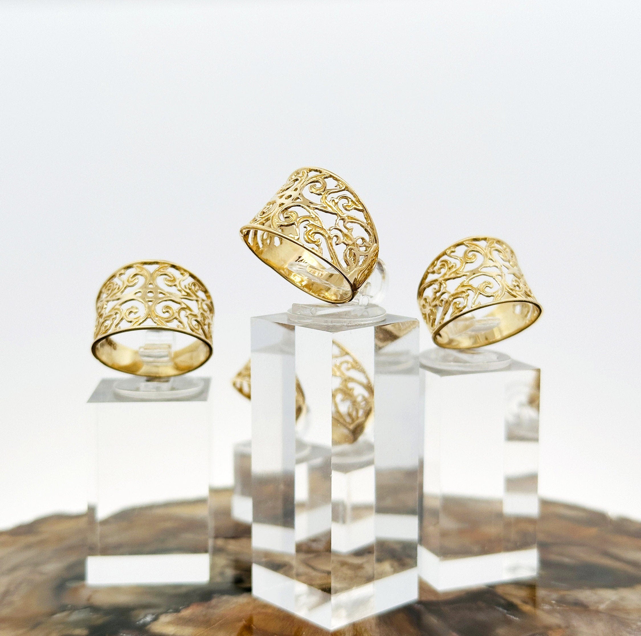Filigree Leaves Ring- 14k Solid Yellow Gold