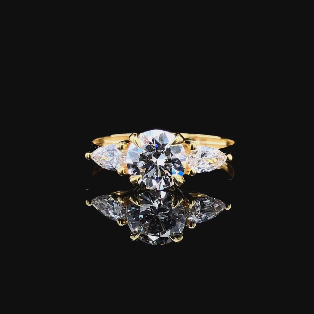 “Forever Spark” Engagement Ring – 2CT Lab Diamond
